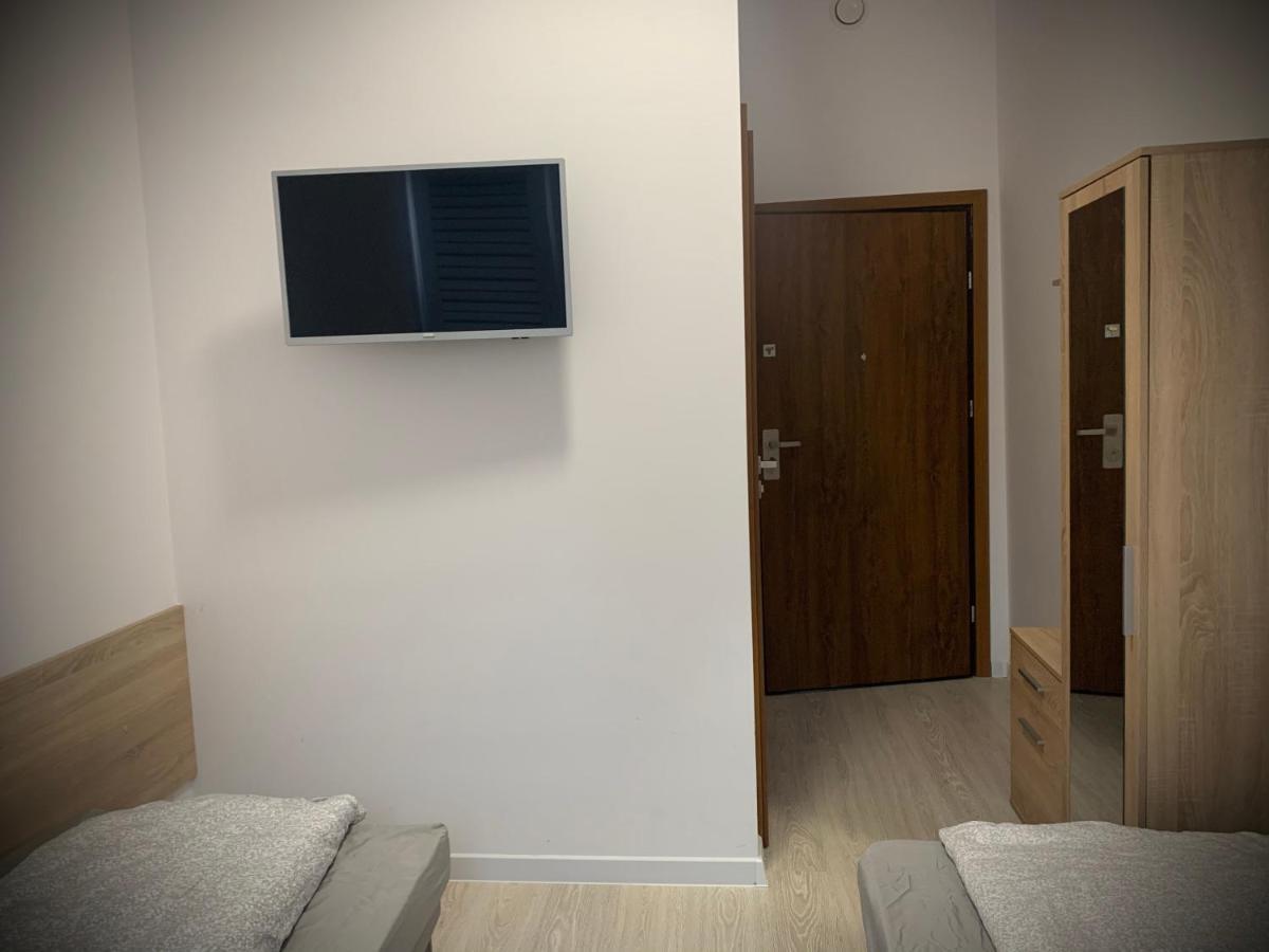 Hostel Sportowa Плоньск Екстер'єр фото