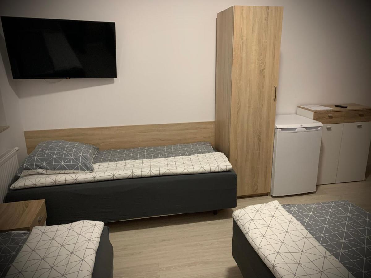 Hostel Sportowa Плоньск Екстер'єр фото