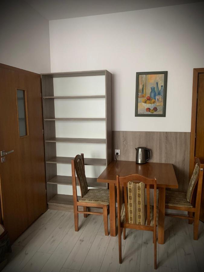 Hostel Sportowa Плоньск Екстер'єр фото